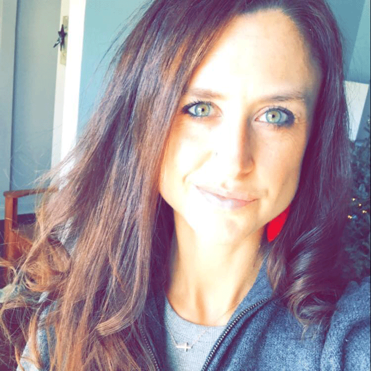 yoga instructor retreat speaker Darci
